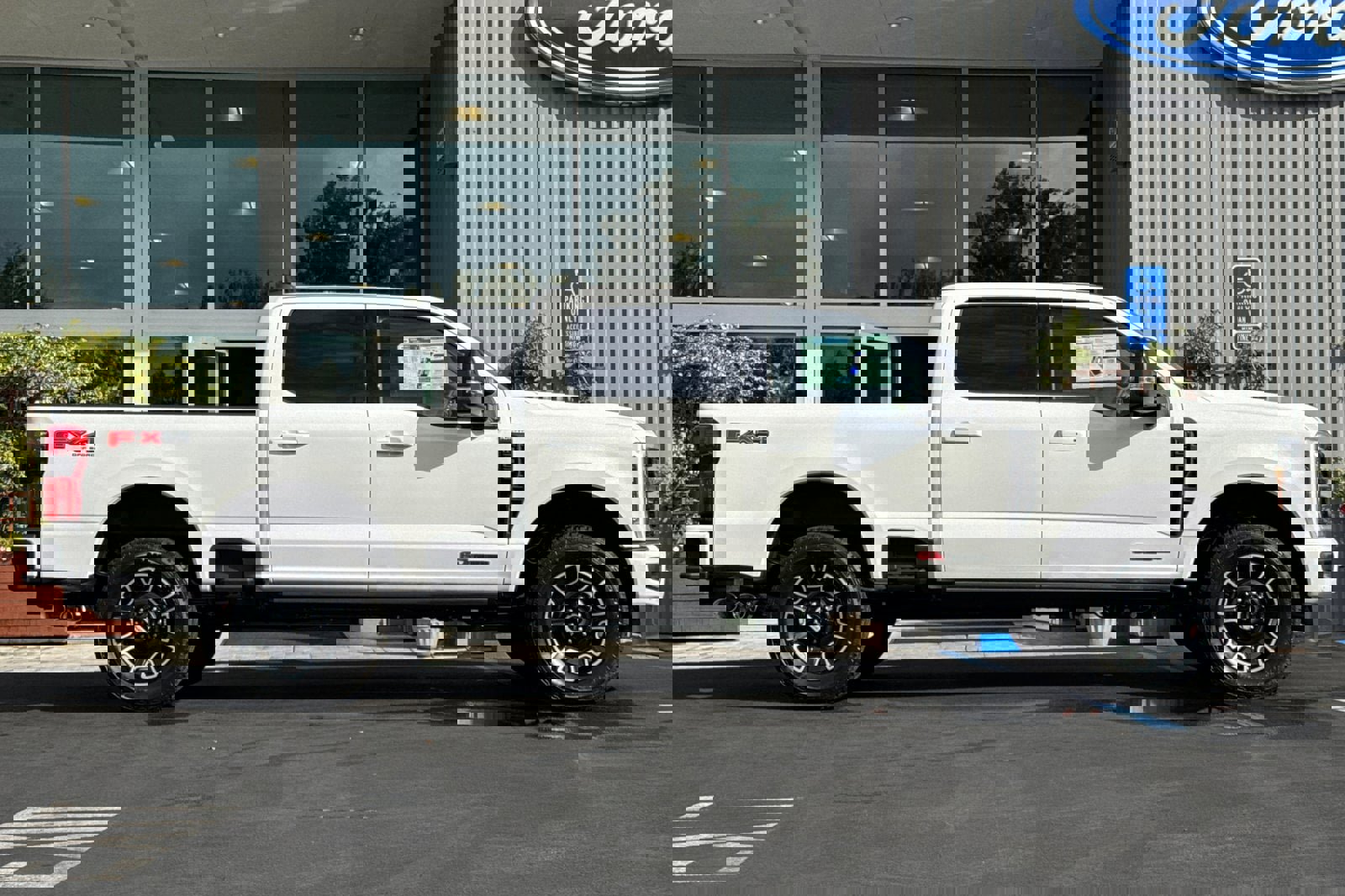 New 2026 Ford F250 Platinum image 5