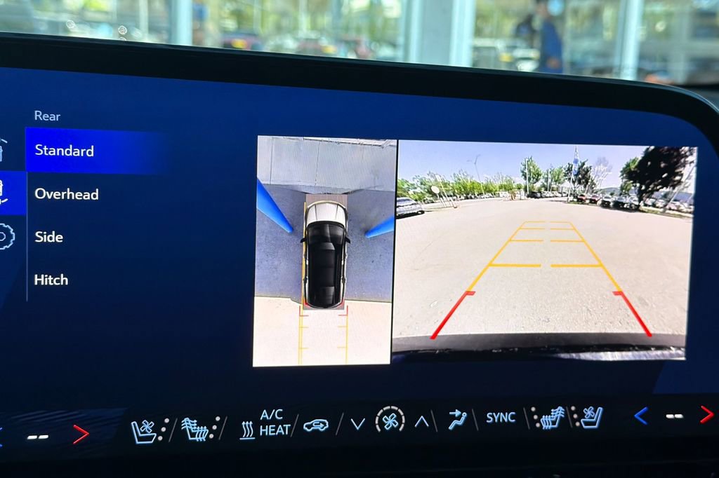 Used 2024 Chevrolet Blazer EV RS image 19