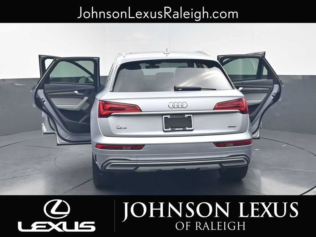 Used 2021 Audi Q5 Prestige w/ Prestige Package AWD/4WD image 34