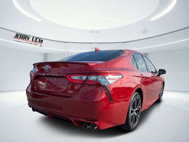 Used 2019 Toyota Camry L image 3