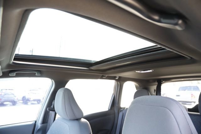 Used 2025 Subaru Forester Premium image 16