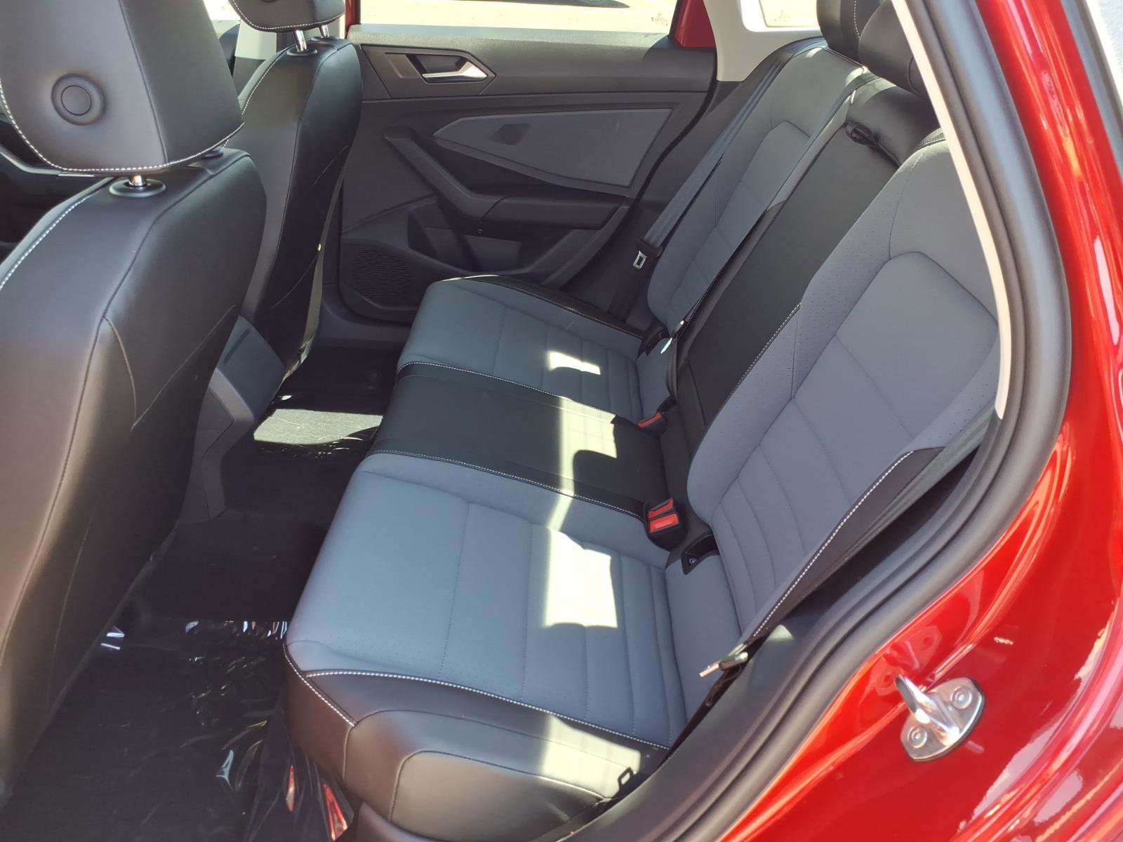 New 2026 Volkswagen Jetta SE image 12