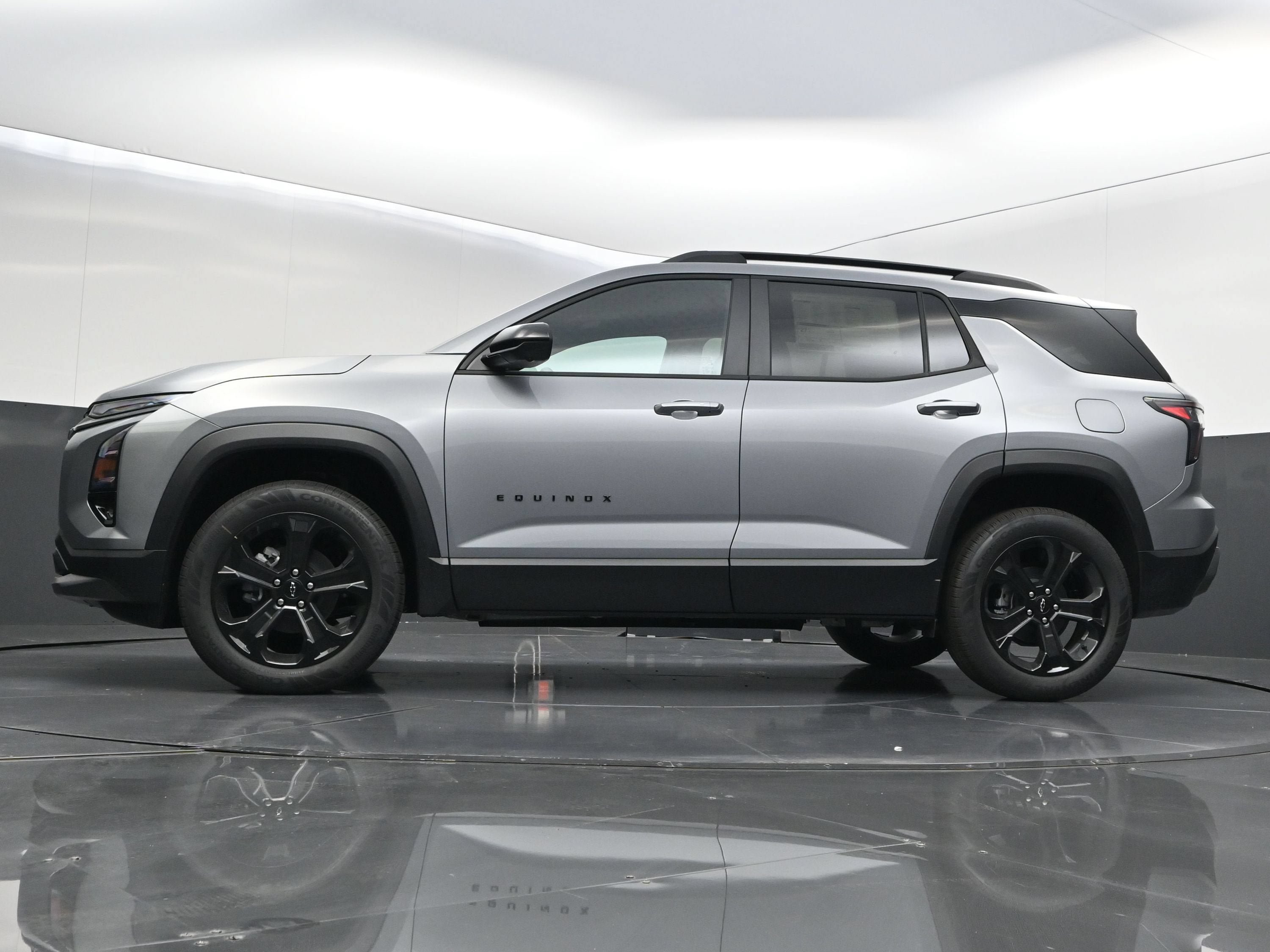 New 2027 Chevrolet Equinox LT w/ Convenience Package II FWD image 41