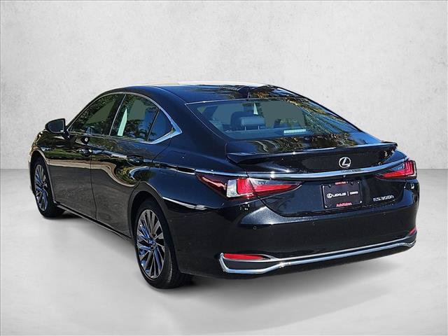 Used 2024 Lexus ES 300h w/ Accessory Package (Z1) FWD image 7