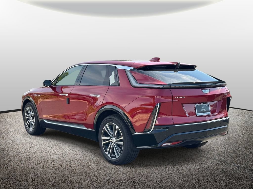 New 2027 Cadillac Lyriq Premium Luxury w/ LPO, Floor Liner Package AWD/4WD image 4