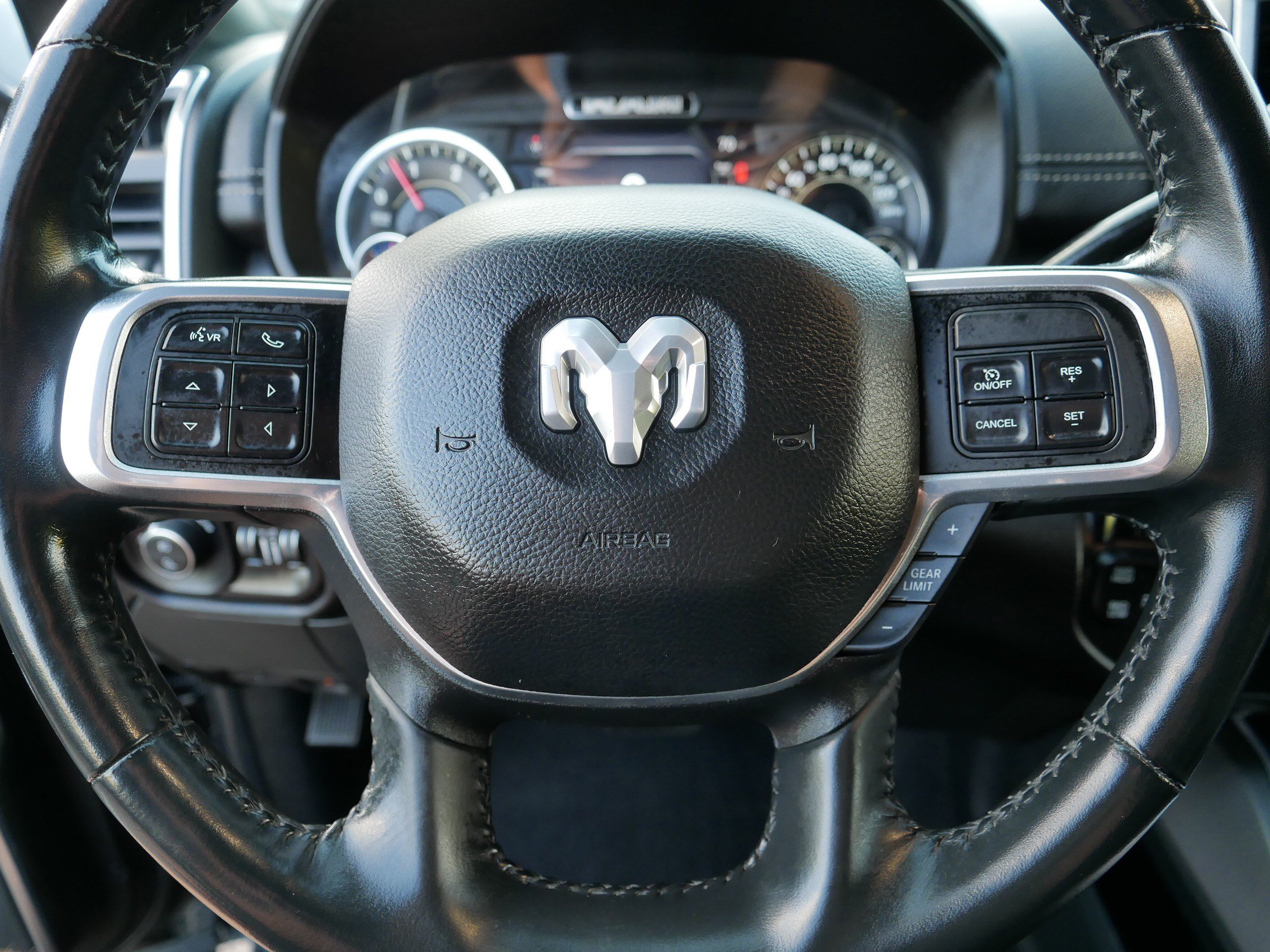 Used 2022 RAM 2500 Laramie AWD/4WD image 25