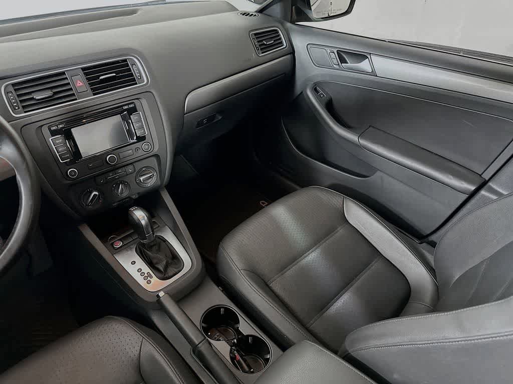 Used 2014 Volkswagen Jetta TDI FWD image 11