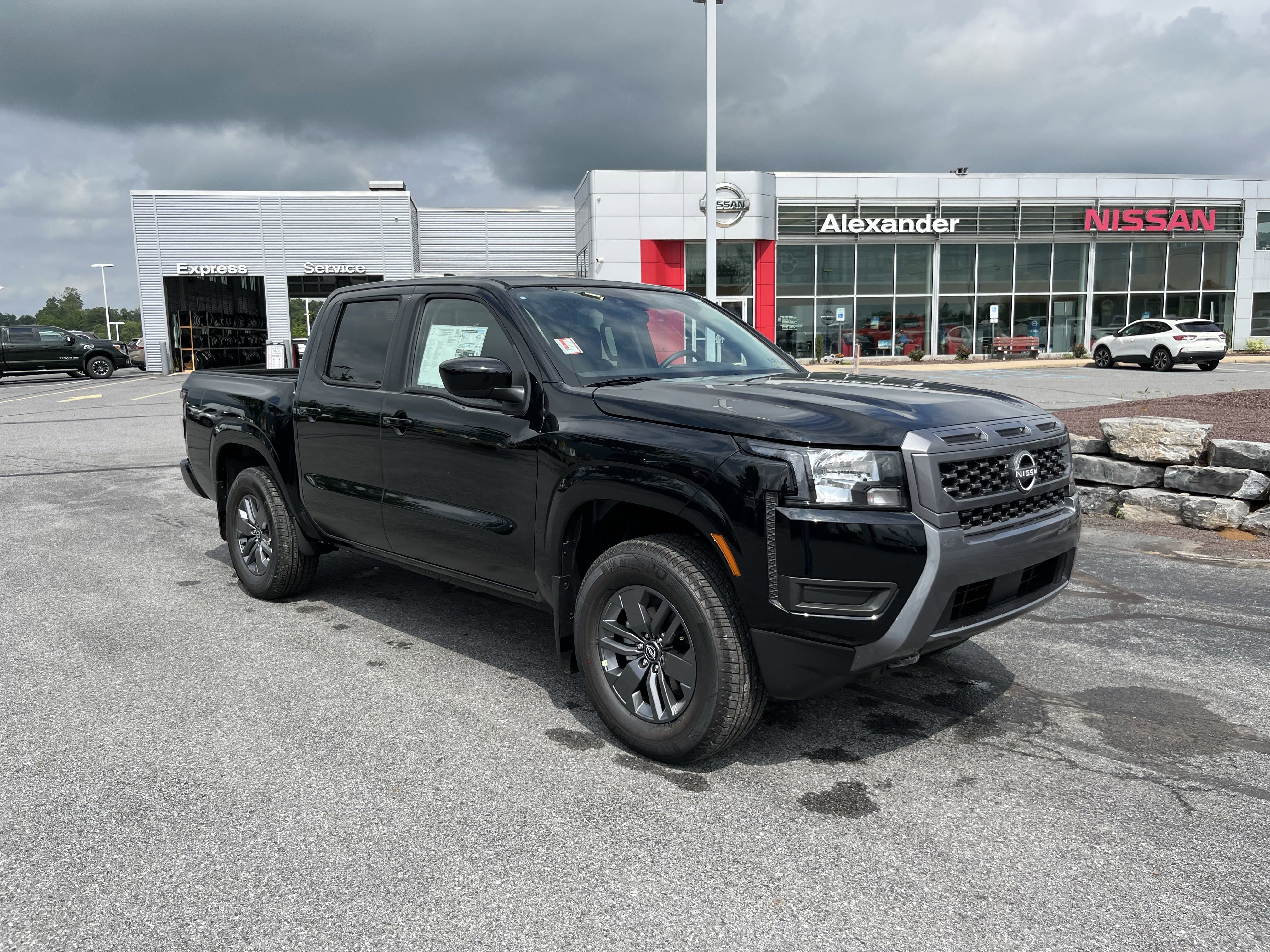 New 2025 Nissan Frontier SV w/ Tow Package