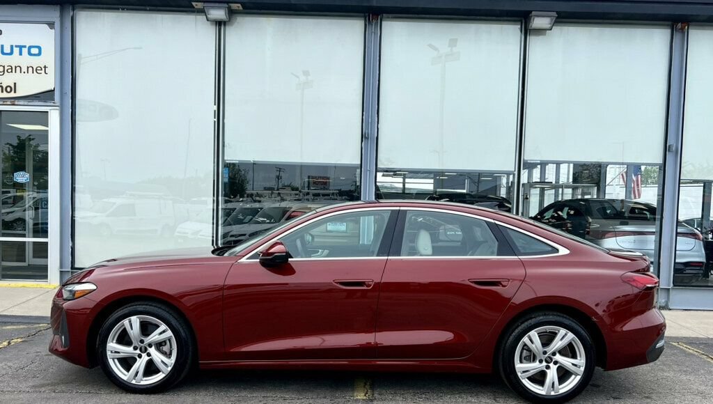 Used 2025 Audi A5 2.0T Premium w/ Convenience Package AWD/4WD image 37