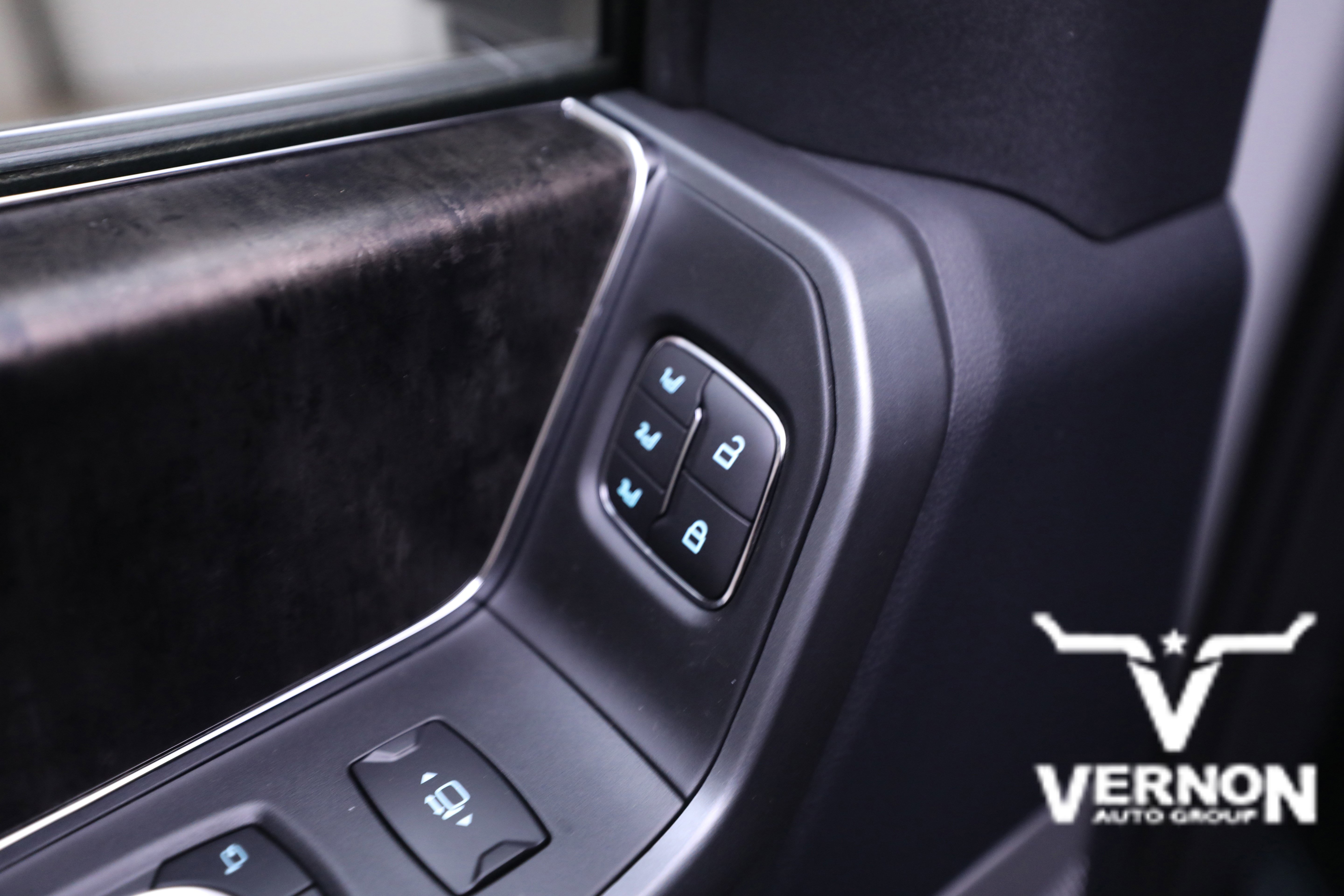 New 2026 Ford F250 Lariat w/ Chrome Package image 24