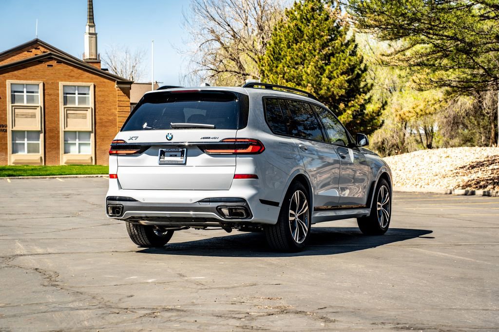 New 2026 BMW X7 xDrive40i w/ M Sport Package image 5