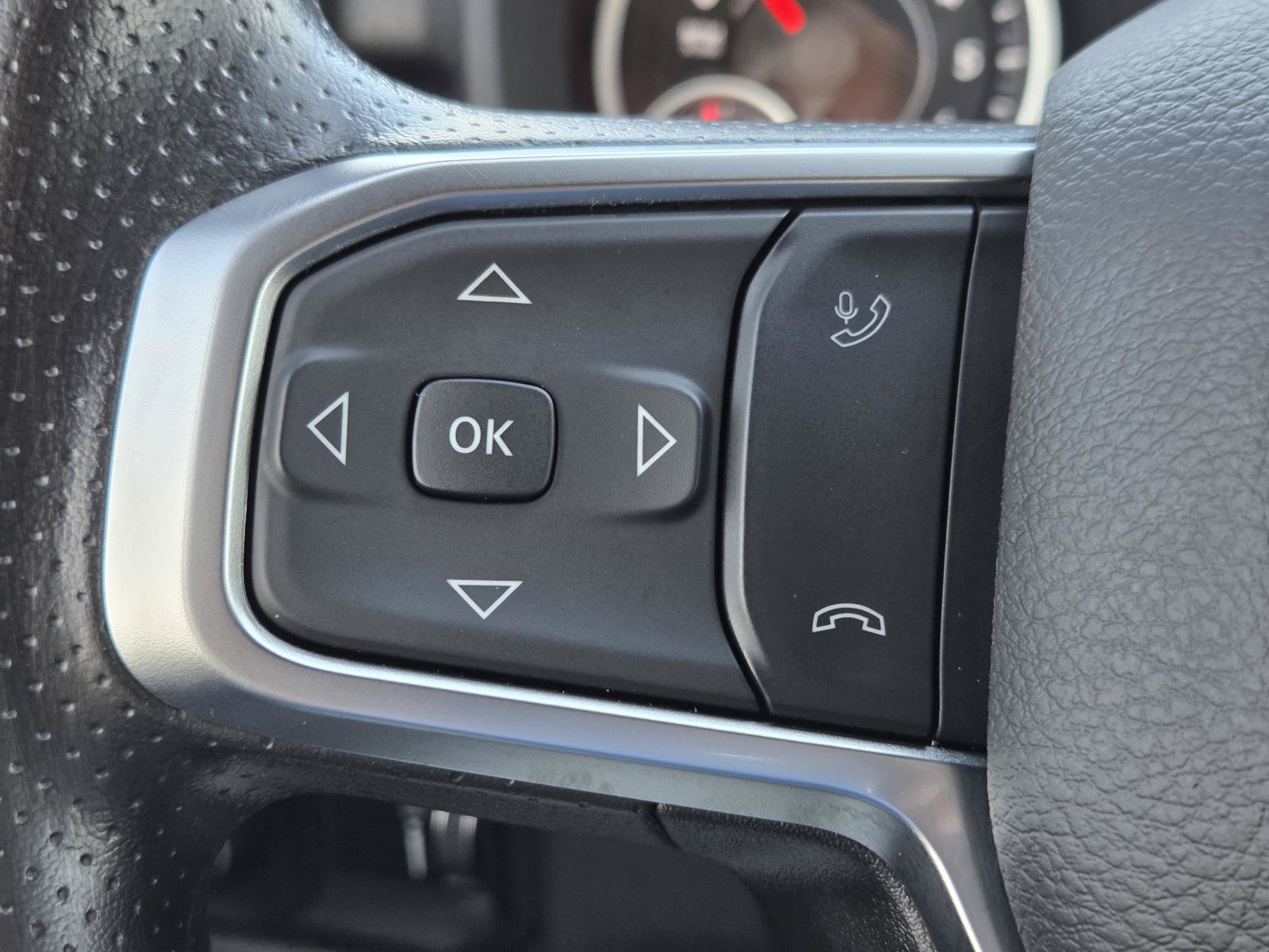 Used 2025 RAM 2500 Tradesman AWD/4WD image 17