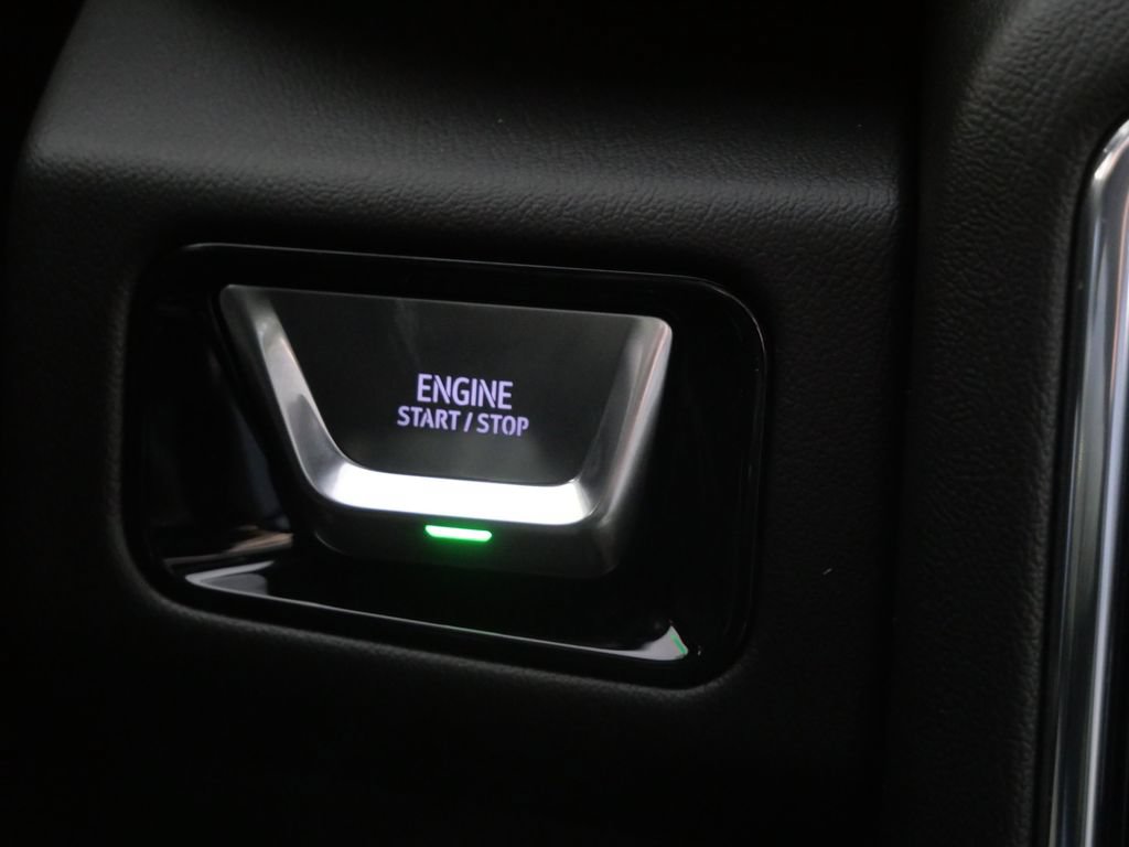 New 2026 GMC Yukon XL Denali w/ Denali Reserve Package AWD/4WD image 21