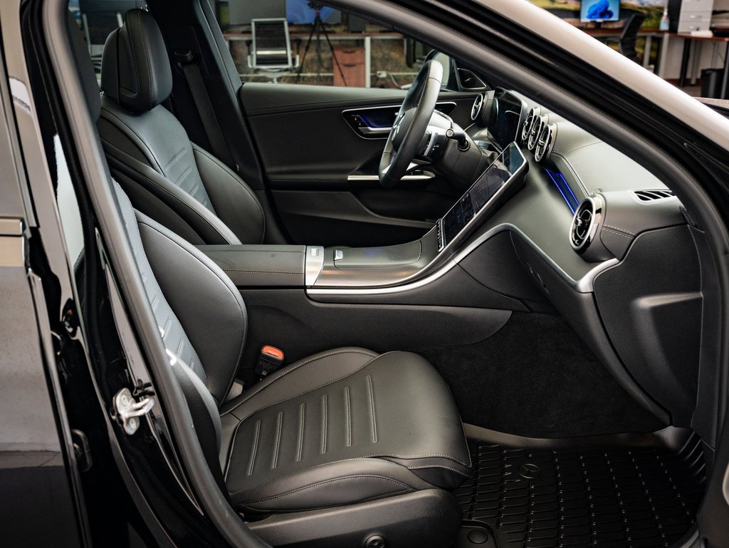 Certified 2024 Mercedes-Benz C 300 4MATIC Sedan w/ AMG Line w/ Night Package image 21