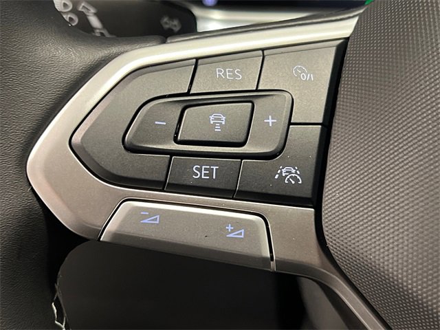 New 2026 Volkswagen Taos SE image 13