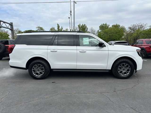 Certified 2025 Ford Expedition Max Active AWD/4WD image 4