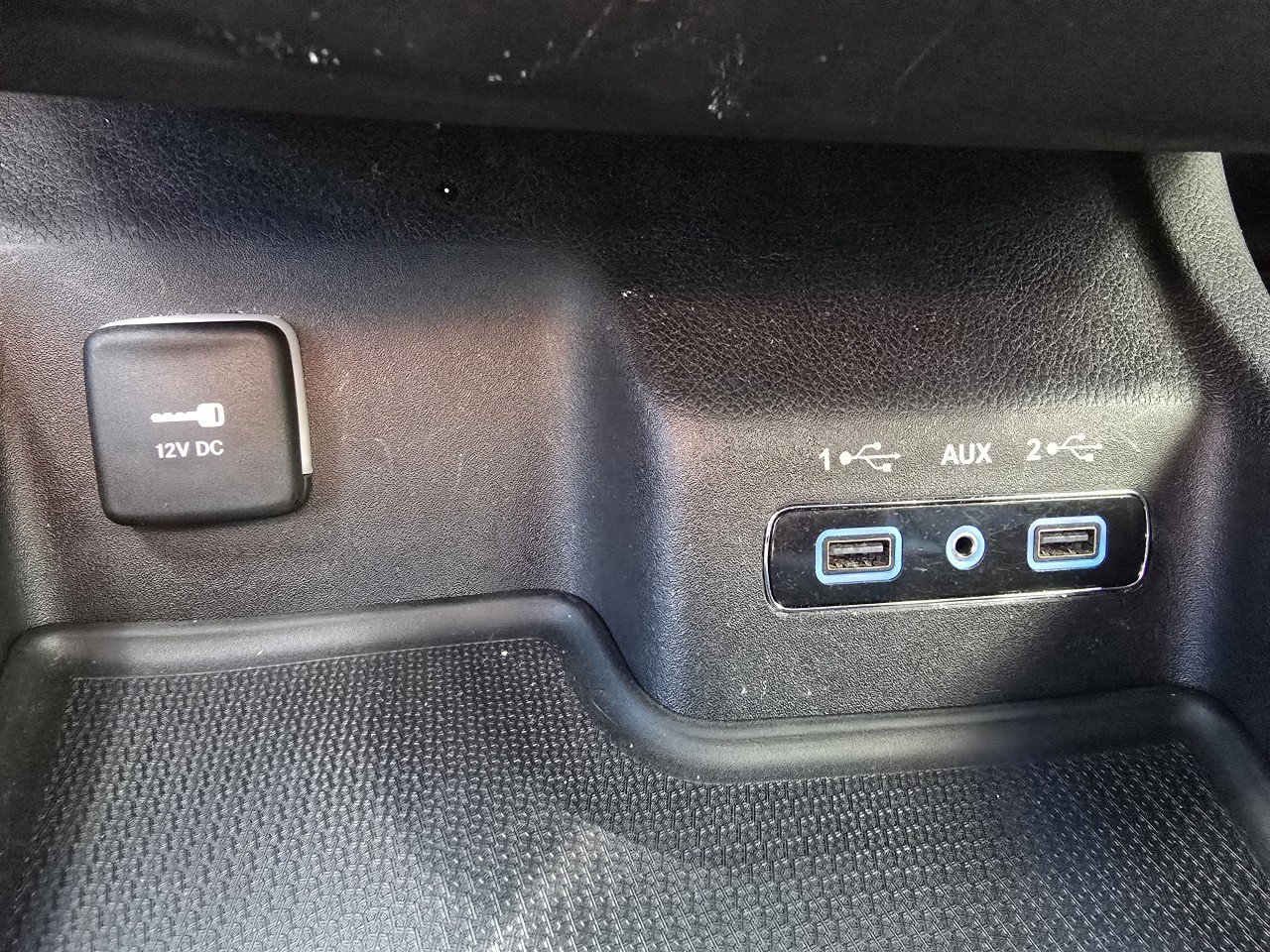 Used 2020 Dodge Durango R/T image 31