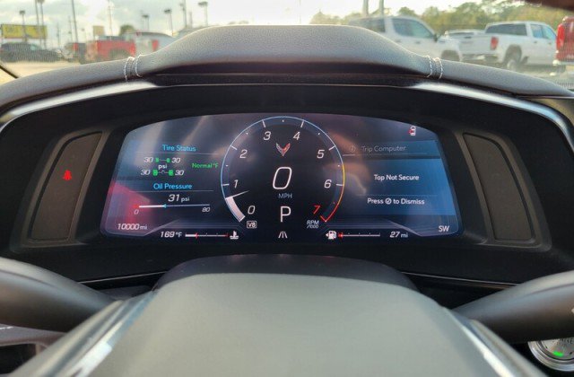 Used 2021 Chevrolet Corvette Stingray Convertible w/ Z51 Performance Package image 18