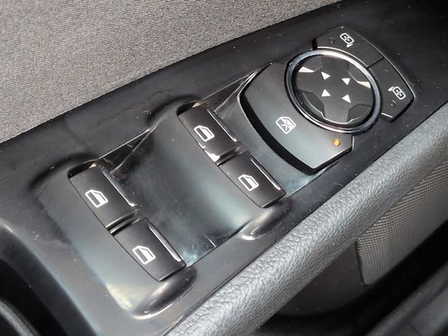 Used 2016 Ford Fusion SE FWD image 21
