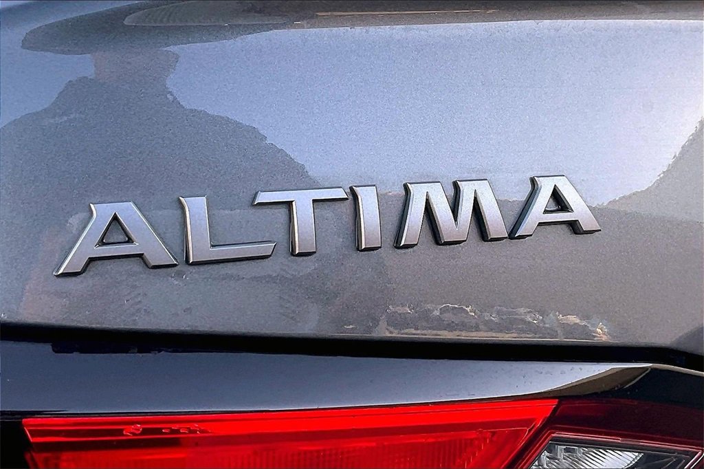 Used 2025 Nissan Altima 2.5 S image 8