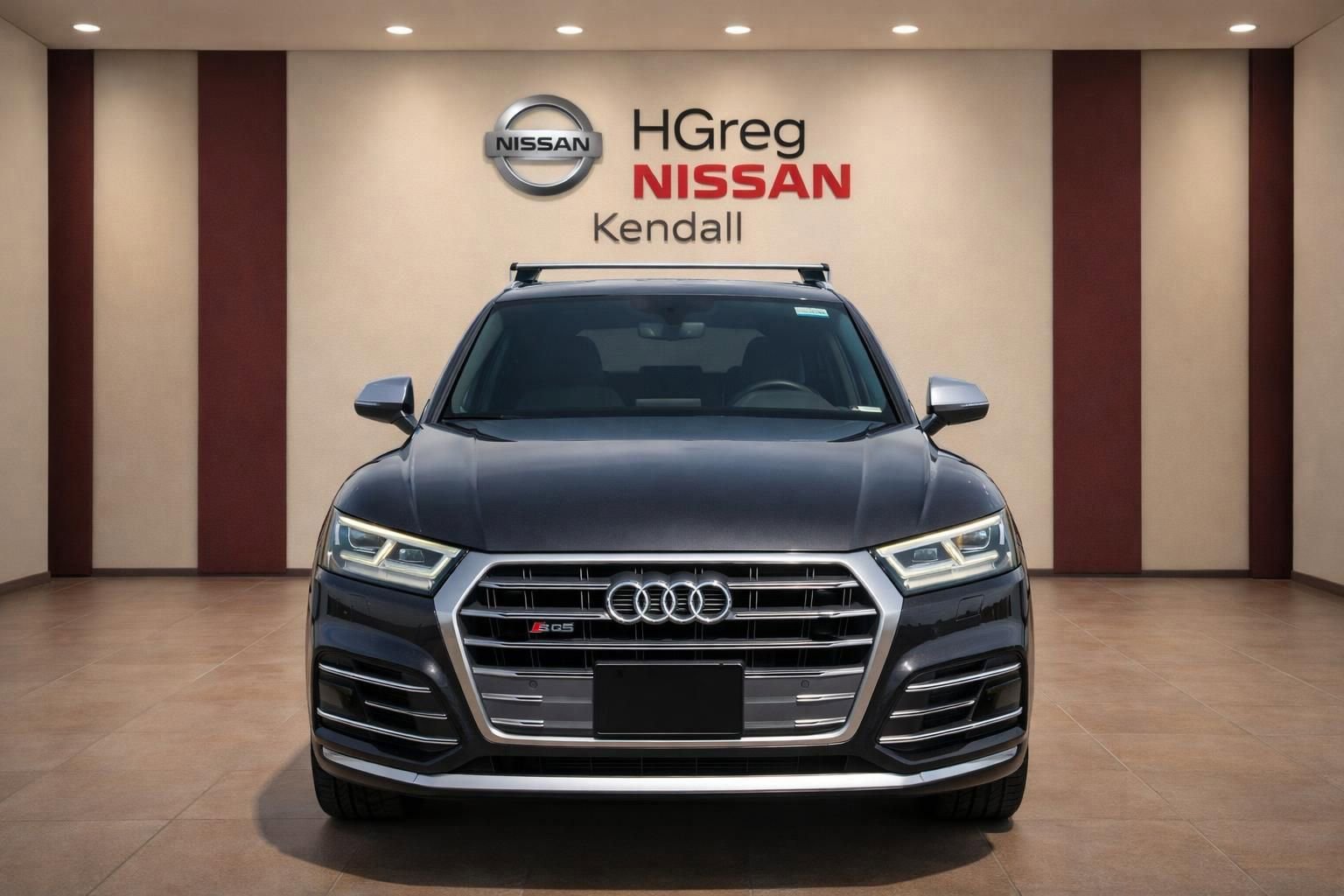 Used 2018 Audi SQ5 Premium Plus w/ S Sport Package AWD/4WD image 5