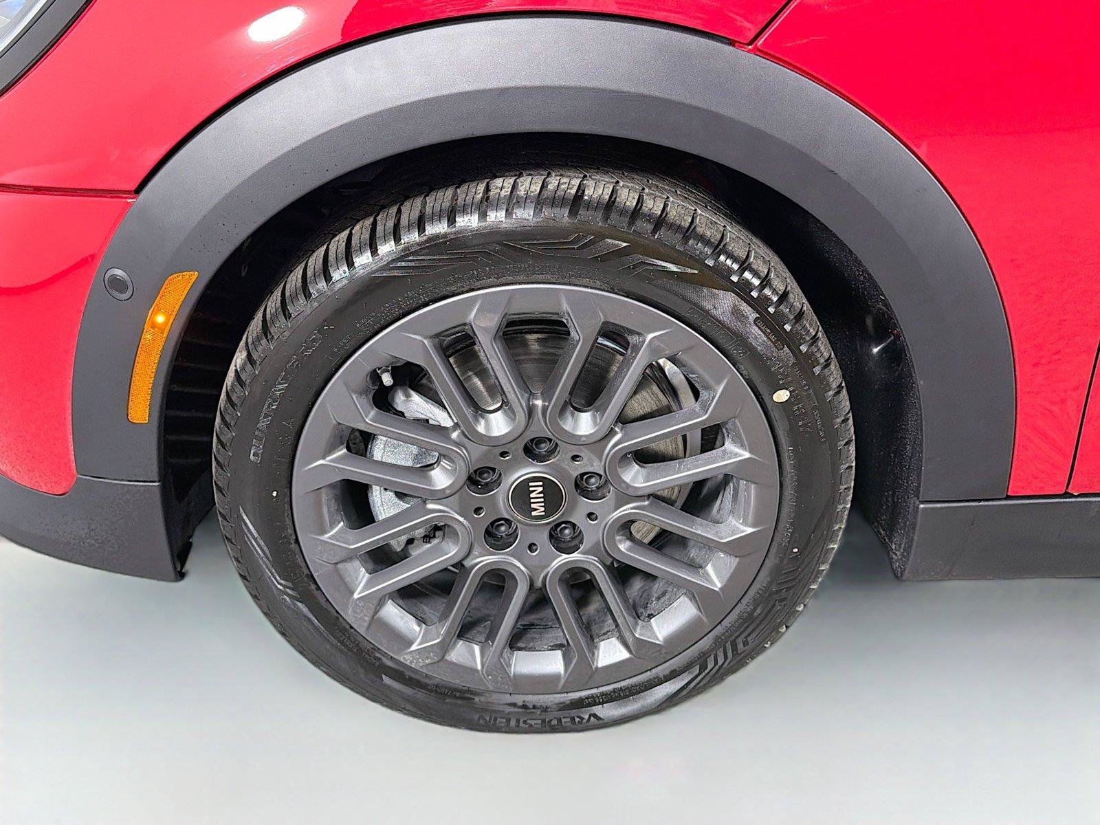 New 2026 MINI Cooper 2-Door Hardtop FWD image 30