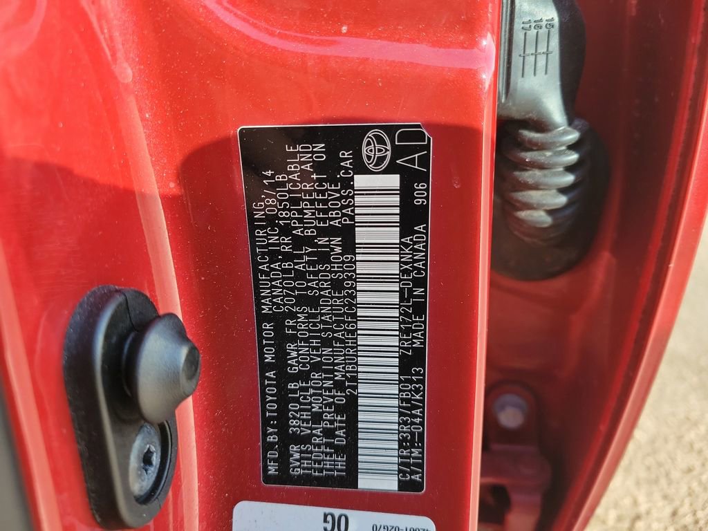 Used 2015 Toyota Corolla LE image 30