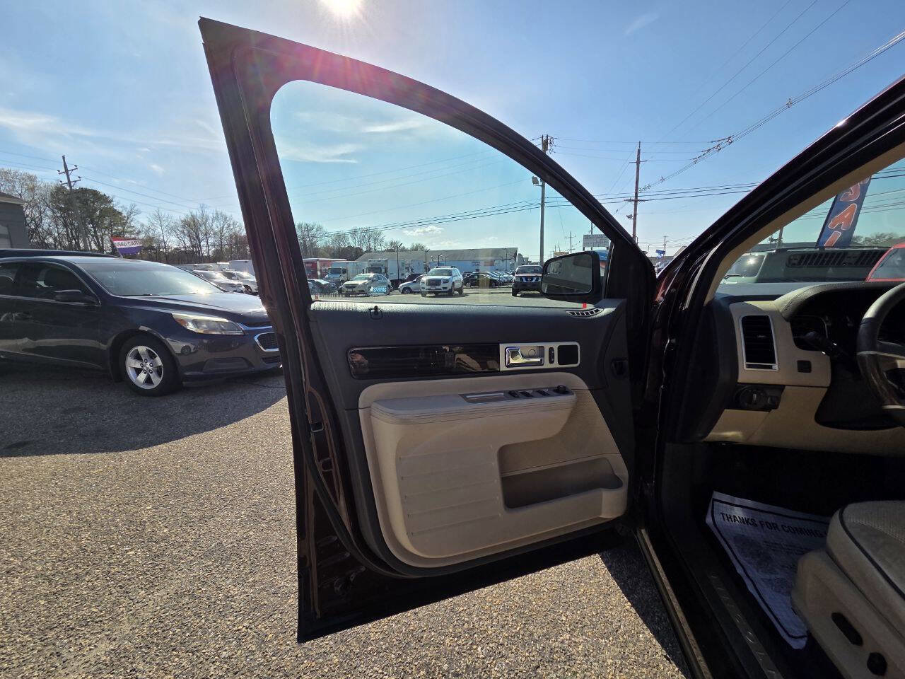 Used 2010 Lincoln MKX AWD image 11