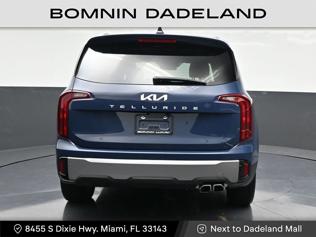 Used 2025 Kia Telluride S image 4