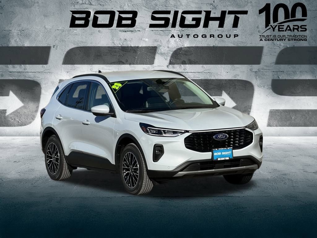 New 2025 Ford Escape SE w/ PHEV Premium Package