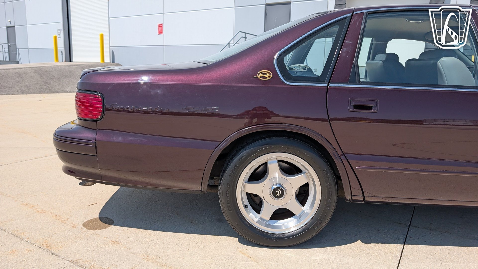 Used 1995 Chevrolet Impala SS RWD image 36