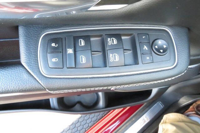 Used 2022 RAM 1500 Laramie AWD/4WD image 15
