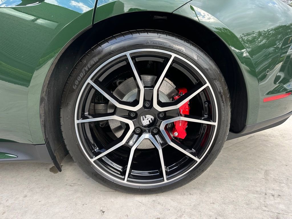 Used 2025 Porsche Taycan 4S image 43