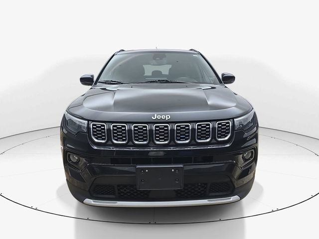 Used 2025 Jeep Compass Limited AWD/4WD image 12