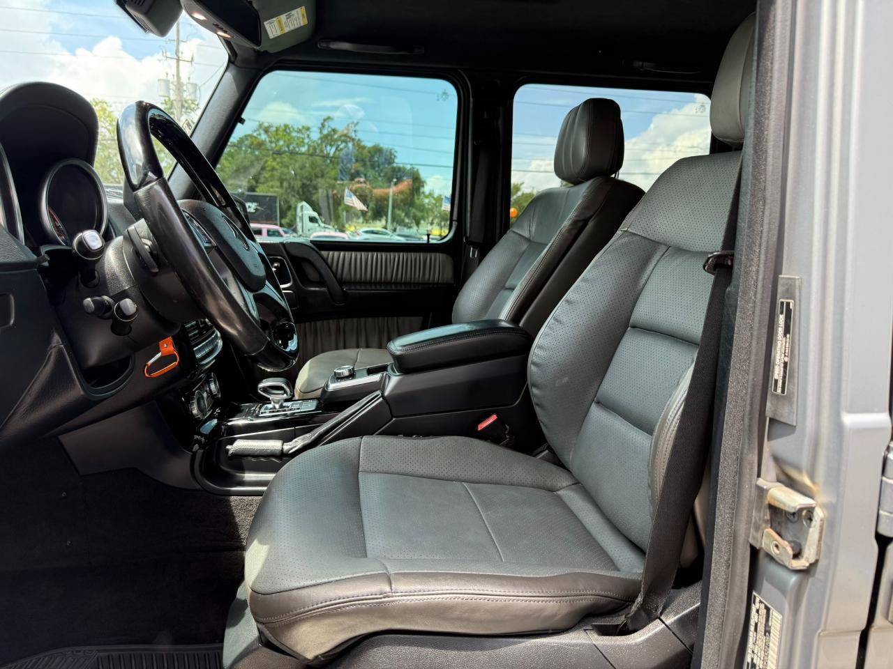 Used 2014 Mercedes-Benz G 63 AMG 4MATIC image 34