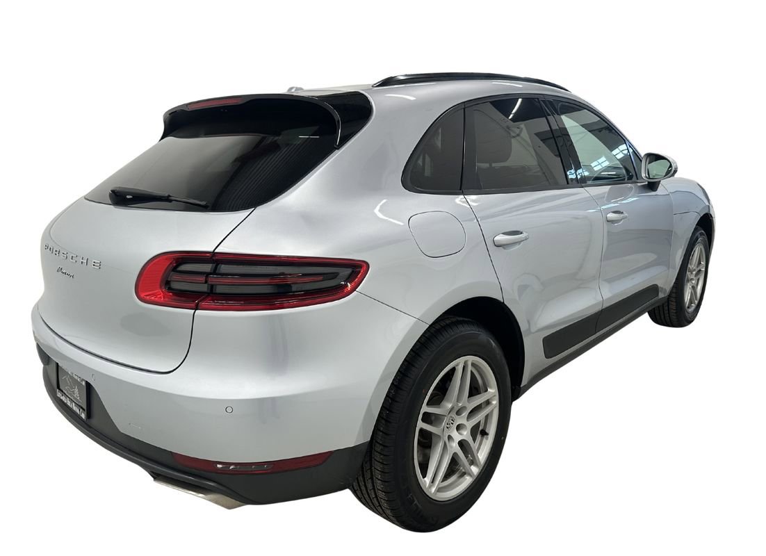 Used 2017 Porsche Macan image 4