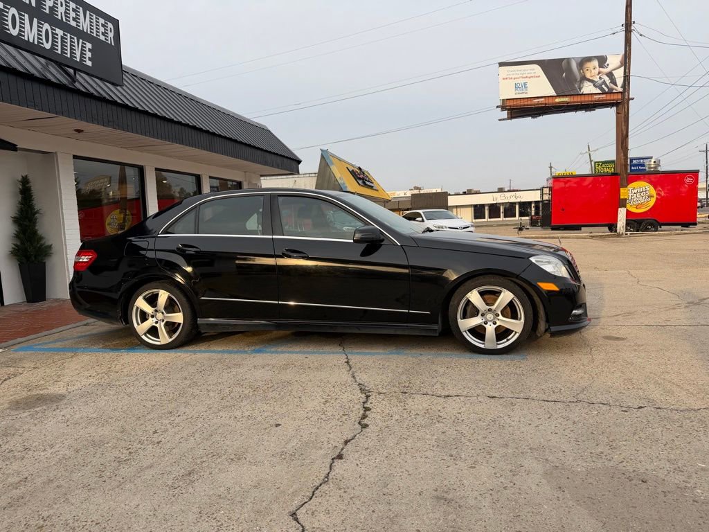 Used 2012 Mercedes-Benz E 350 Sedan image 4