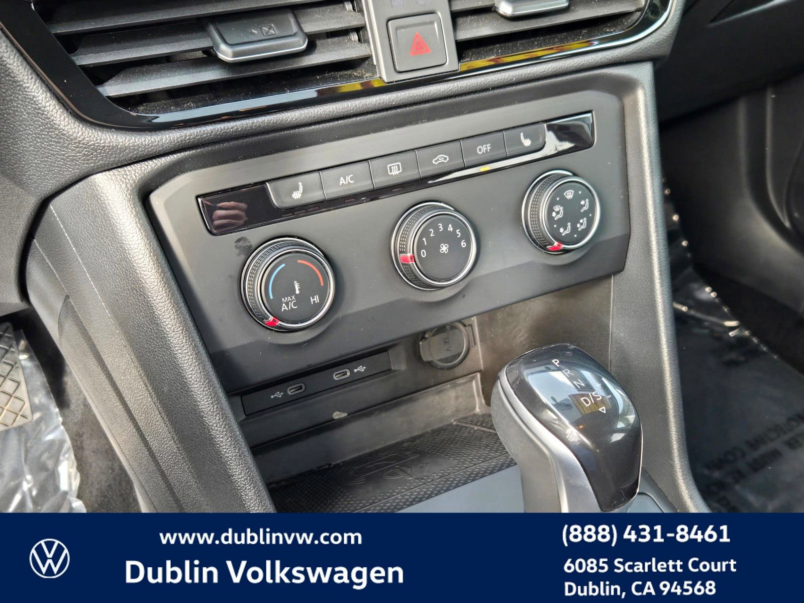 Certified 2022 Volkswagen Taos SE image 19