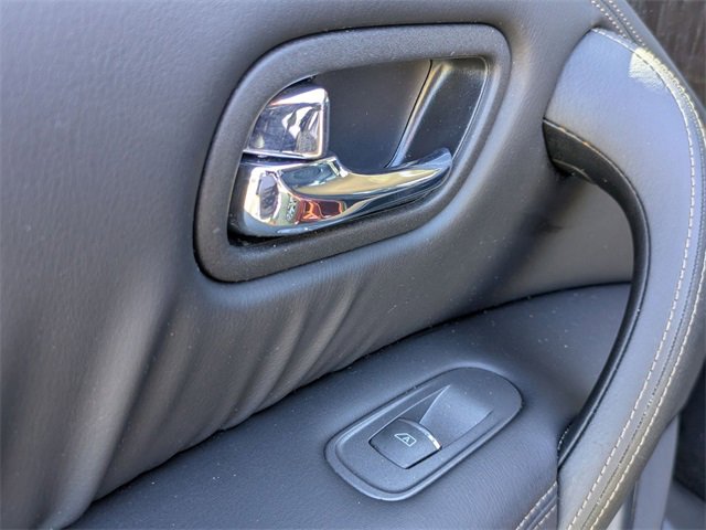 Used 2024 Nissan Armada Platinum w/ Cargo Package image 22