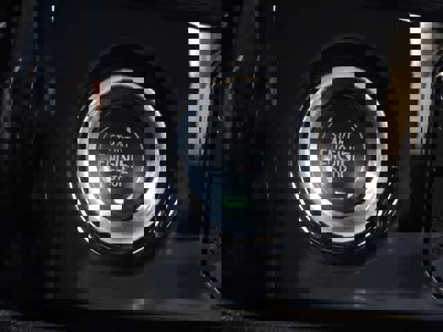 Used 2024 GMC Sierra 1500 SLT image 35