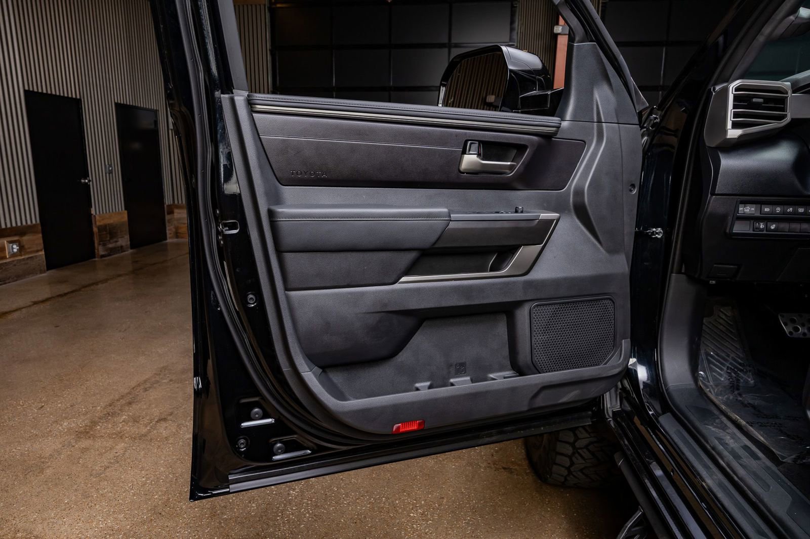 Used 2025 Toyota Tundra SR5 image 36