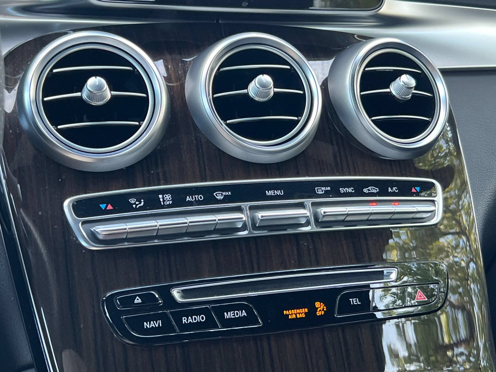 Used 2018 Mercedes-Benz GLC 300 image 19
