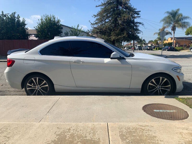 Used 2017 BMW 230i Coupe RWD image 5