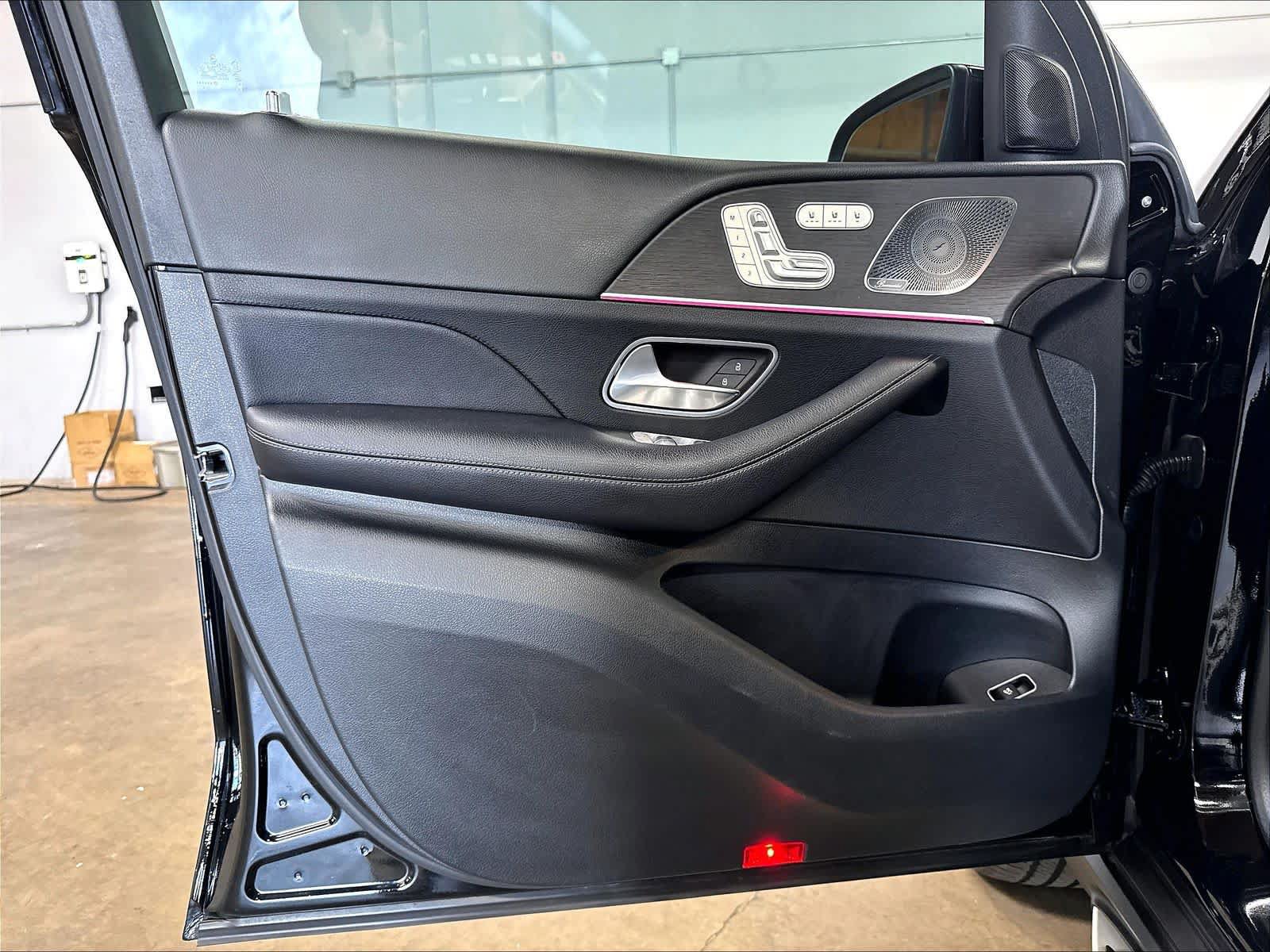 Used 2021 Mercedes-Benz GLE 450 4MATIC image 24