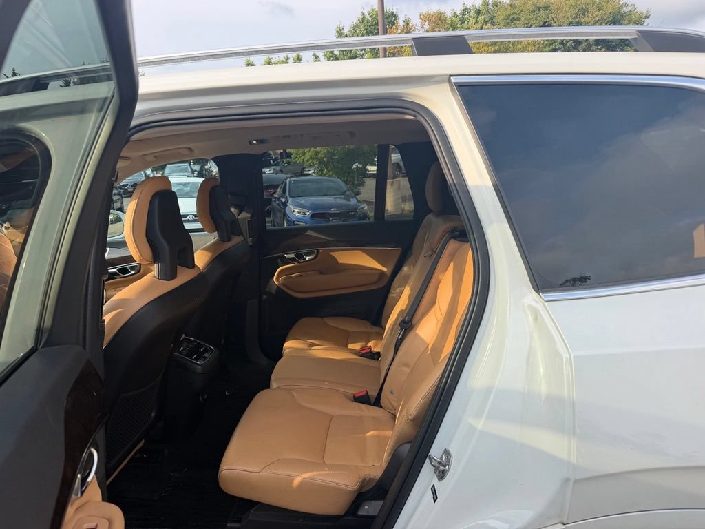 Used 2016 Volvo XC90 T6 Momentum w/ Protection Package Plus AWD/4WD image 10