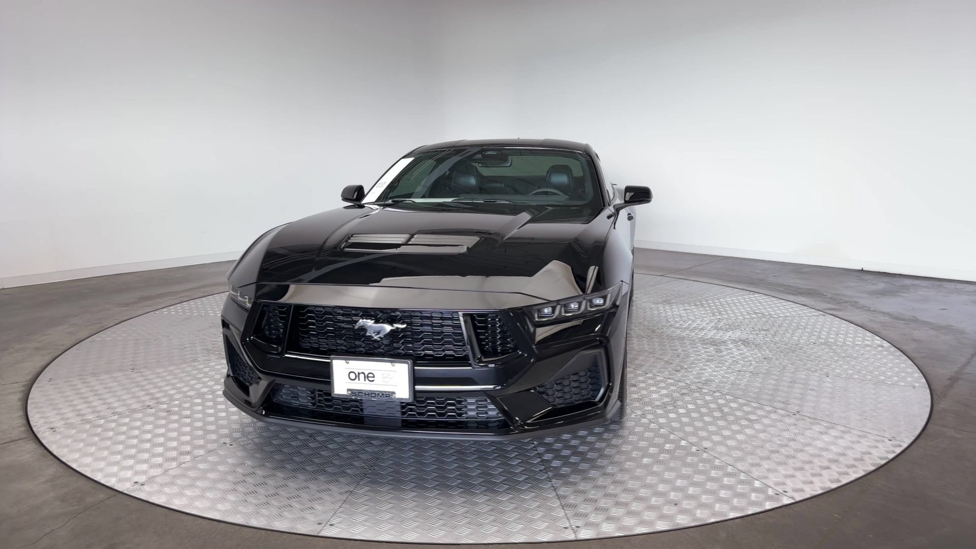 Used 2024 Ford Mustang GT Premium RWD image 3