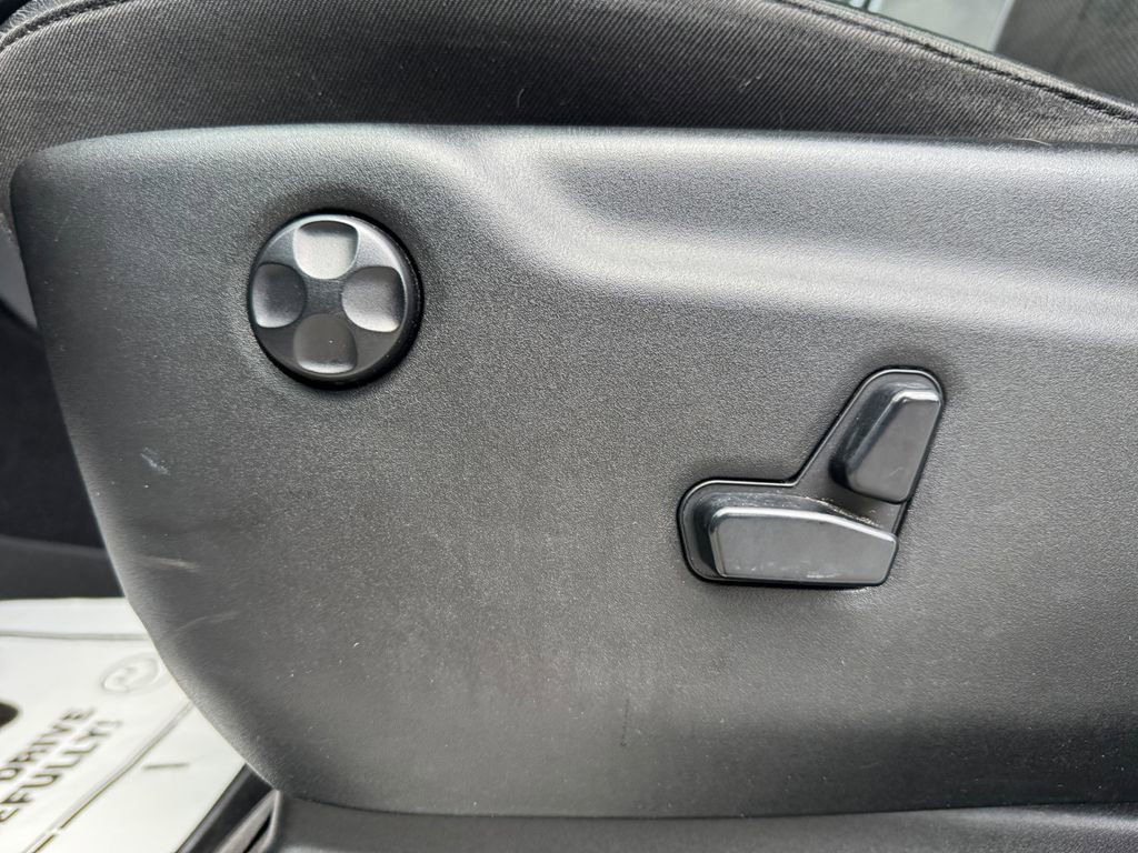 Used 2019 Dodge Durango GT RWD image 25