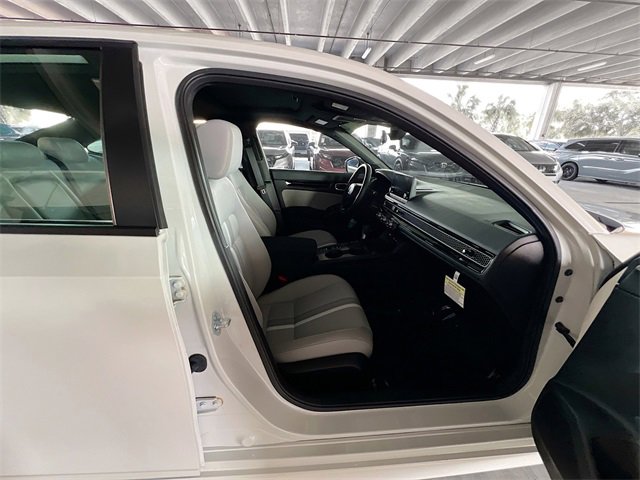 Used 2025 Honda Civic Sport image 29