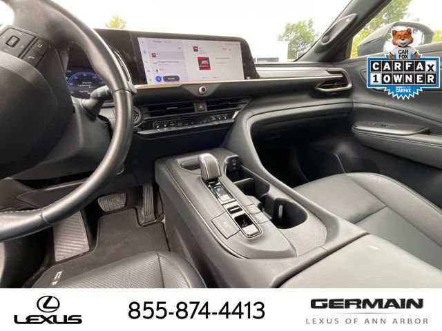 Used 2023 Toyota Crown AWD/4WD image 20