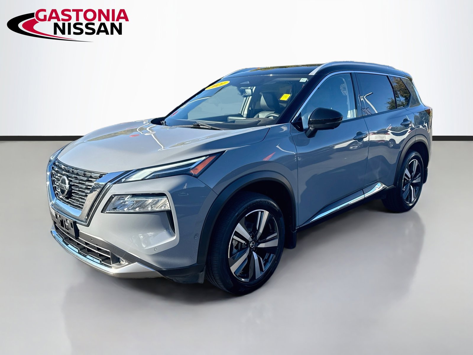 Used 2021 Nissan Rogue Platinum AWD/4WD image 3